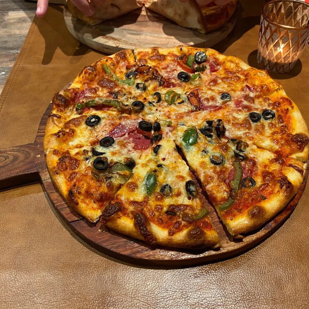 Verse pizza bestellen in Terneuzen - Brasserie Pizzeria Hama